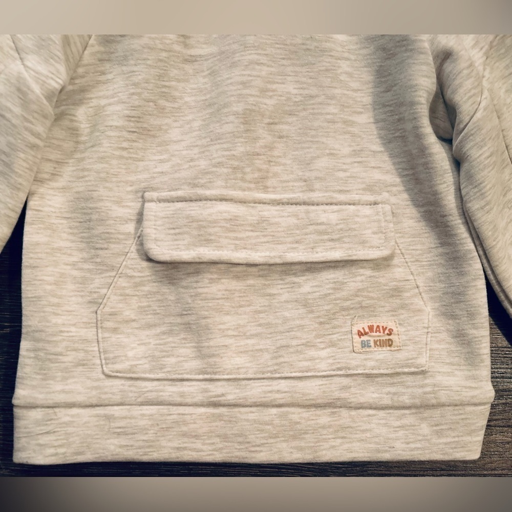Primark toddler hooded sweater, size 24-36 months - Picture 2 of 4